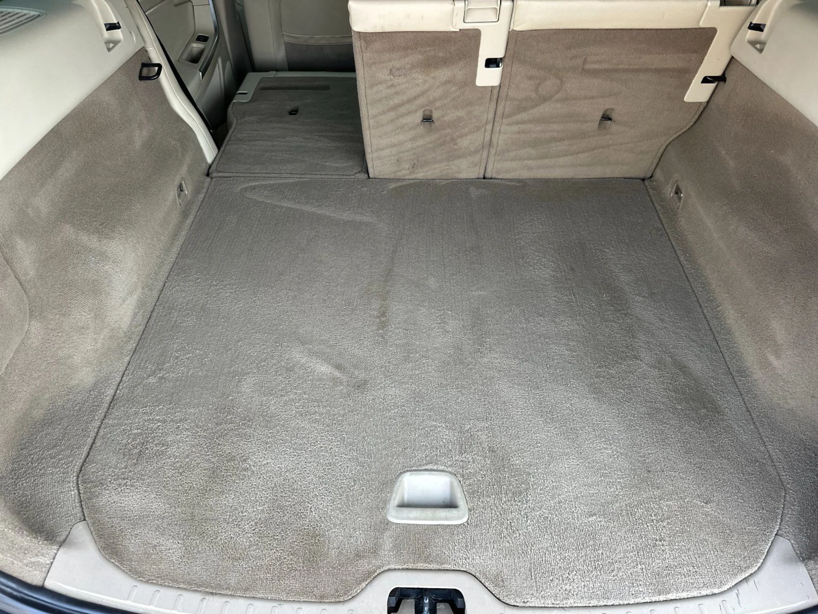Used 2010  Volvo T6 image 15