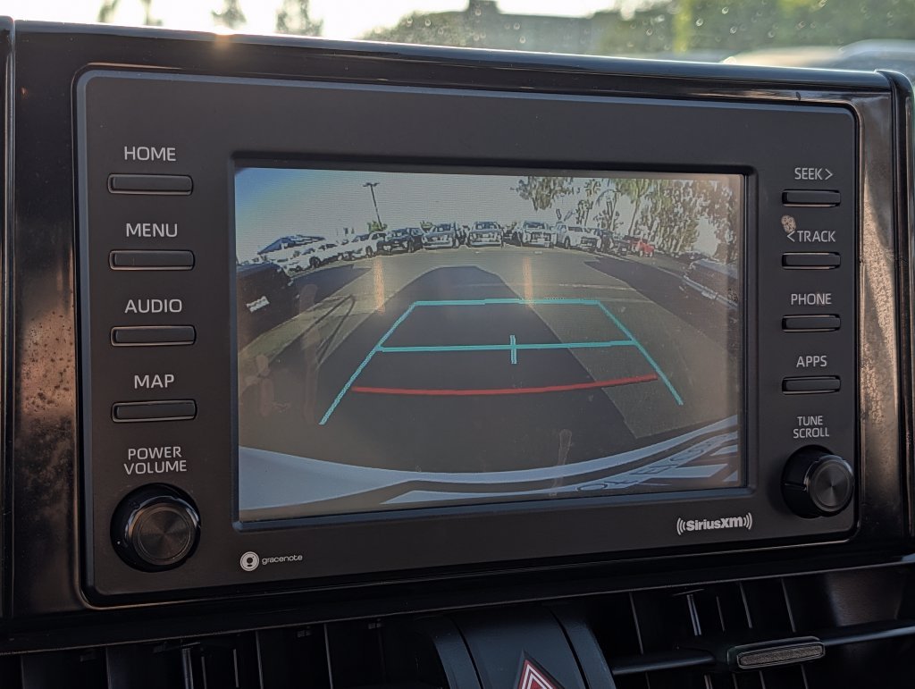 2021 Toyota RAV4 LE - Photo 22