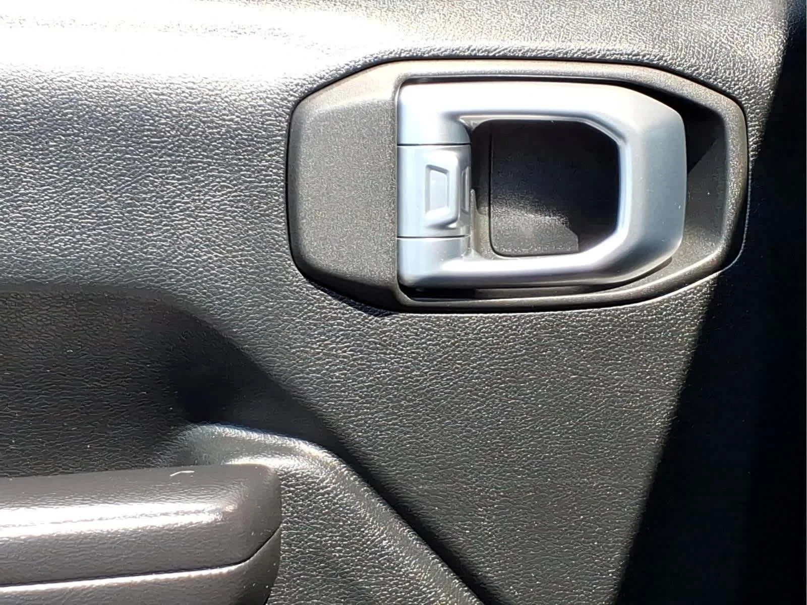 Used 2019 Black Clearcoat Jeep Rubicon image 28
