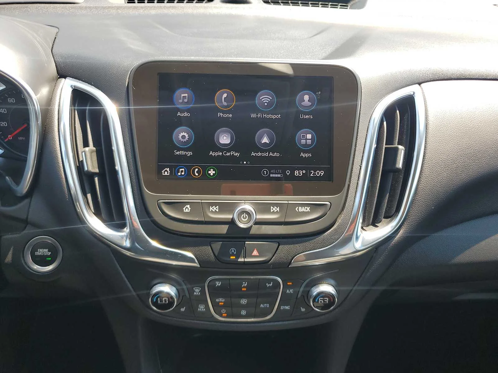 Used 2024 Summit White Chevrolet LT image 17