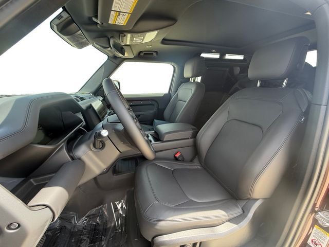New 2026 Sedona Red Land Rover X-Dynamic SE image 10