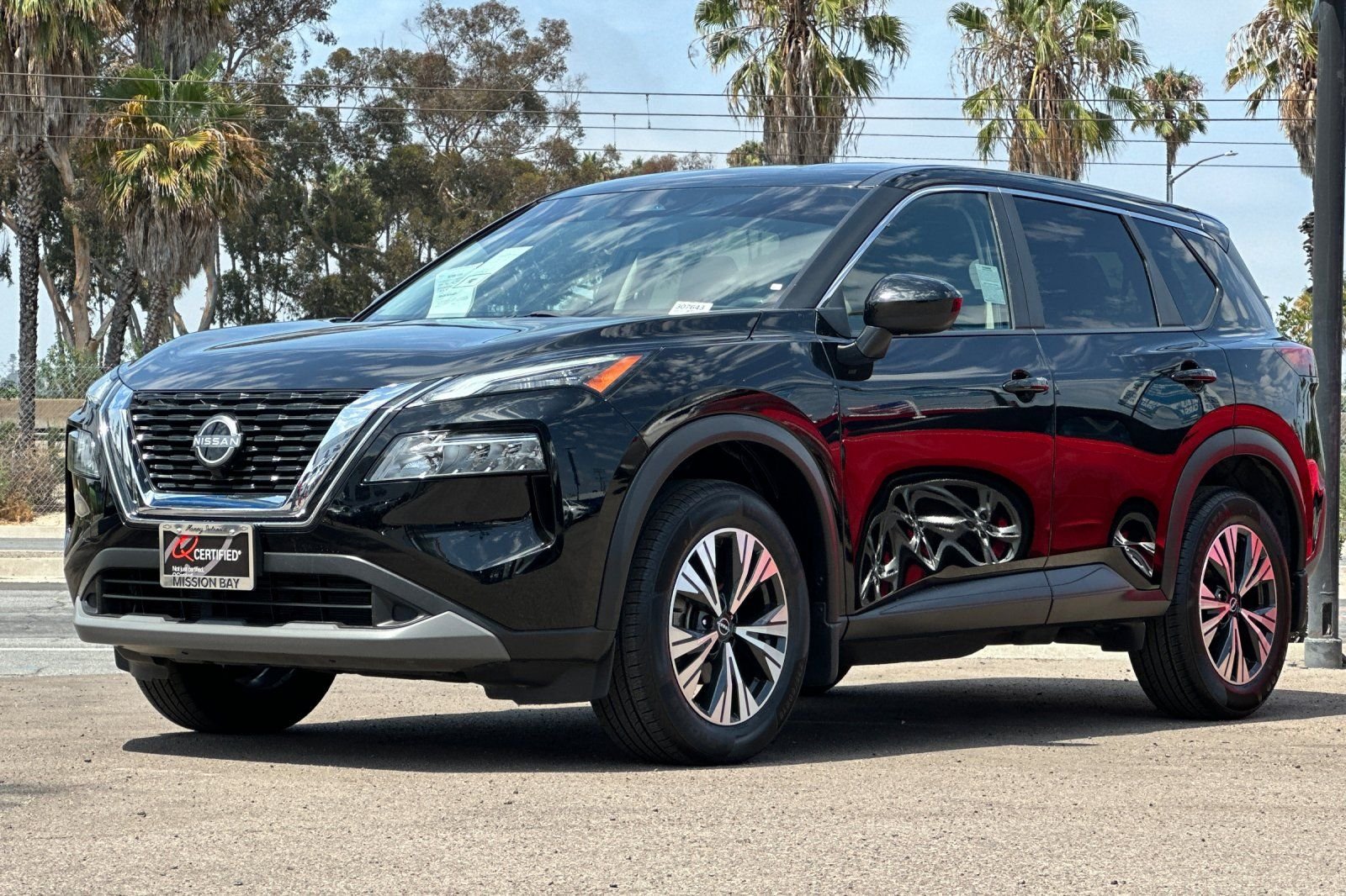 2023 Nissan Rogue SV - Photo 7