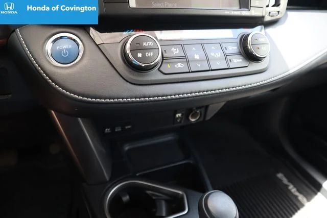 Used 2016 Super White Toyota XLE image 14