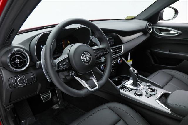 2025 Alfa Romeo Giulia Base - Photo 19
