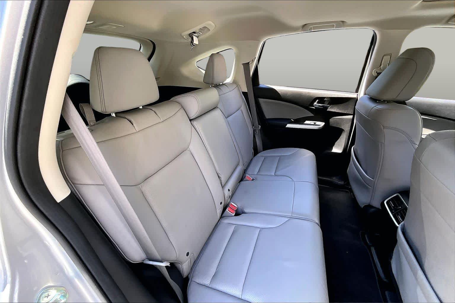 Used 2015 Alabaster Silver Metallic Honda EX-L image 21