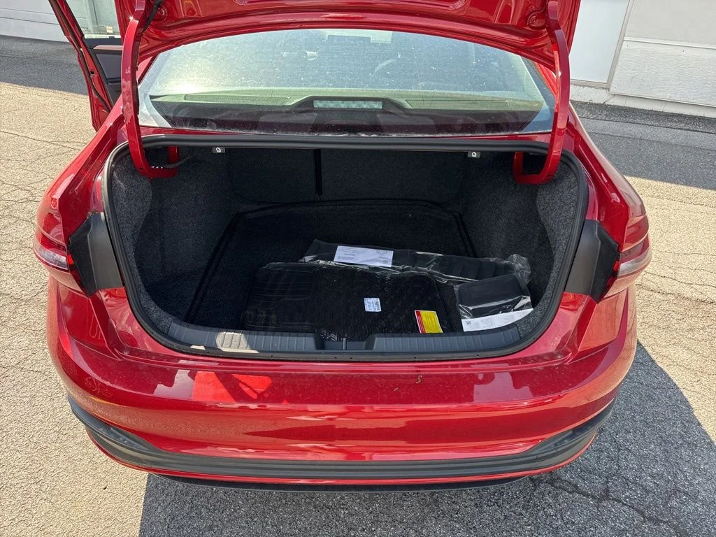 New 2026 Red Volkswagen 1.5T SE image 16