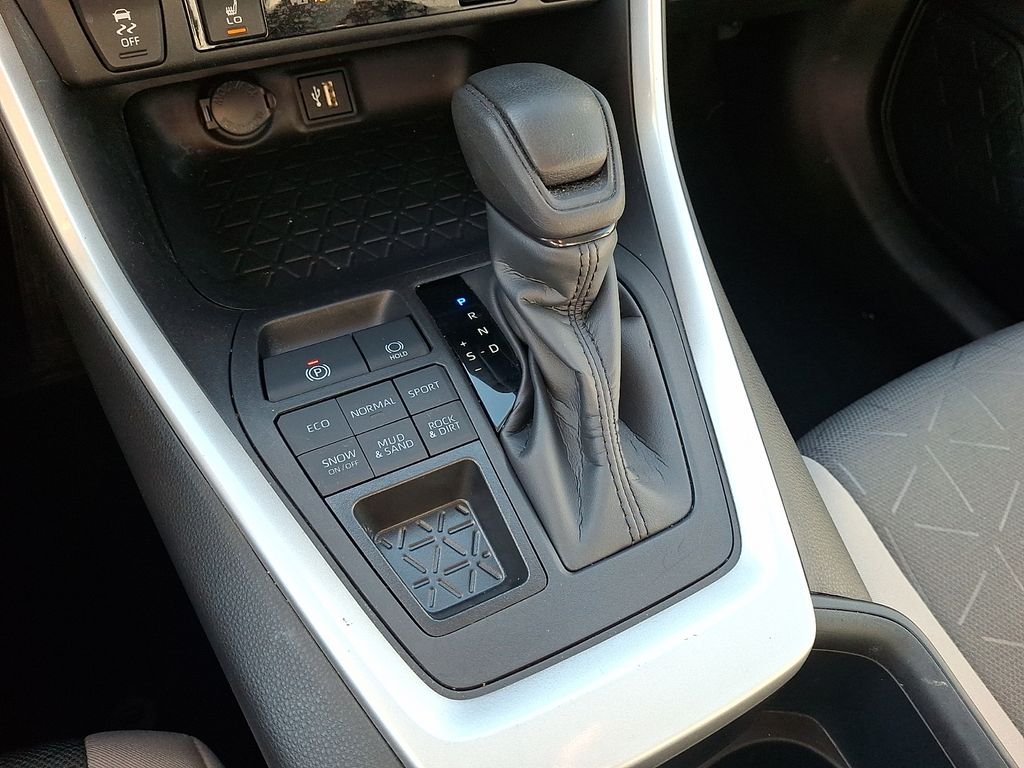 Used 2024 White Toyota XLE image 14