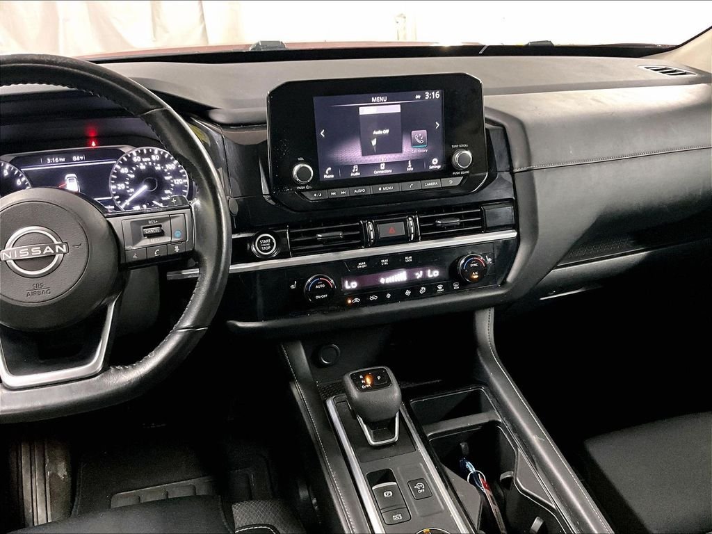 Used 2022 Red Nissan SV image 19