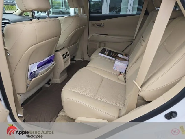 Used 2015  Lexus 350 image 9