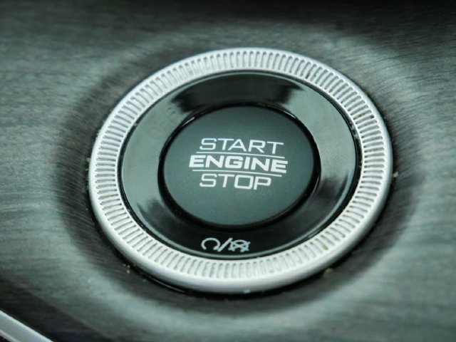 Used 2023 Black Jeep Limited image 28