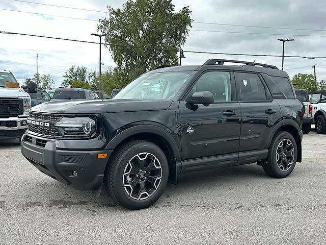 New 2026 Shadow Black Ford Outer Banks® image 4