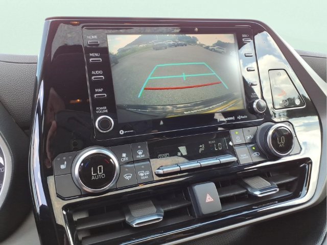 Used 2022 Brown Toyota XLE image 26
