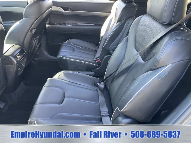 Used 2025 Gray Hyundai SEL image 15