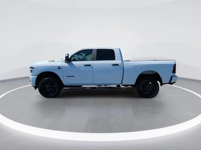 Used 2025 White Ram Big Horn image 5