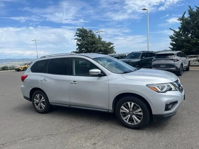 Used 2019 Brilliant Silver Metallic Nissan SV image 5