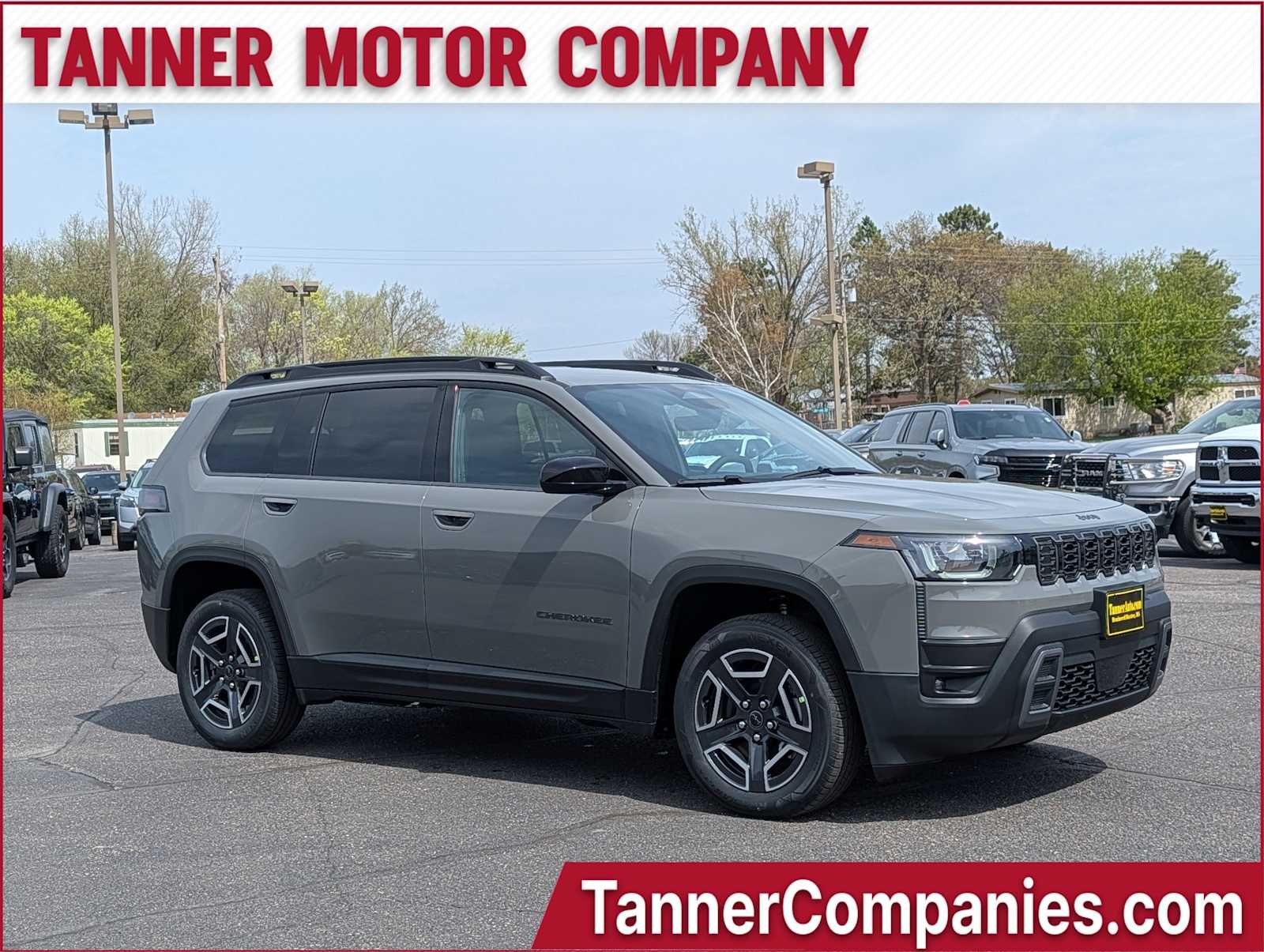 2026 Jeep Cherokee Laredo HEV 4X4's photo