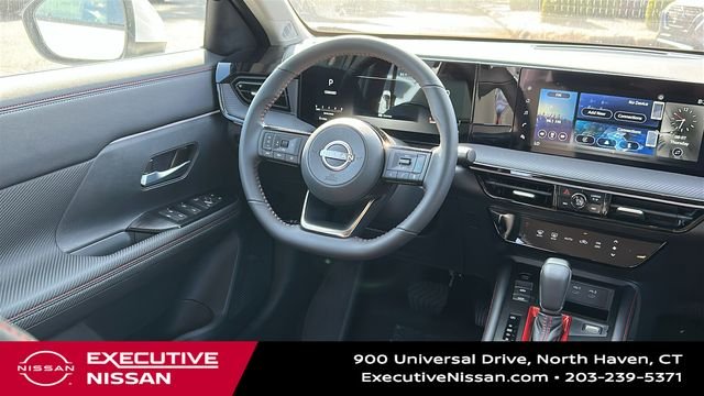 Used 2025 White Nissan SR image 23
