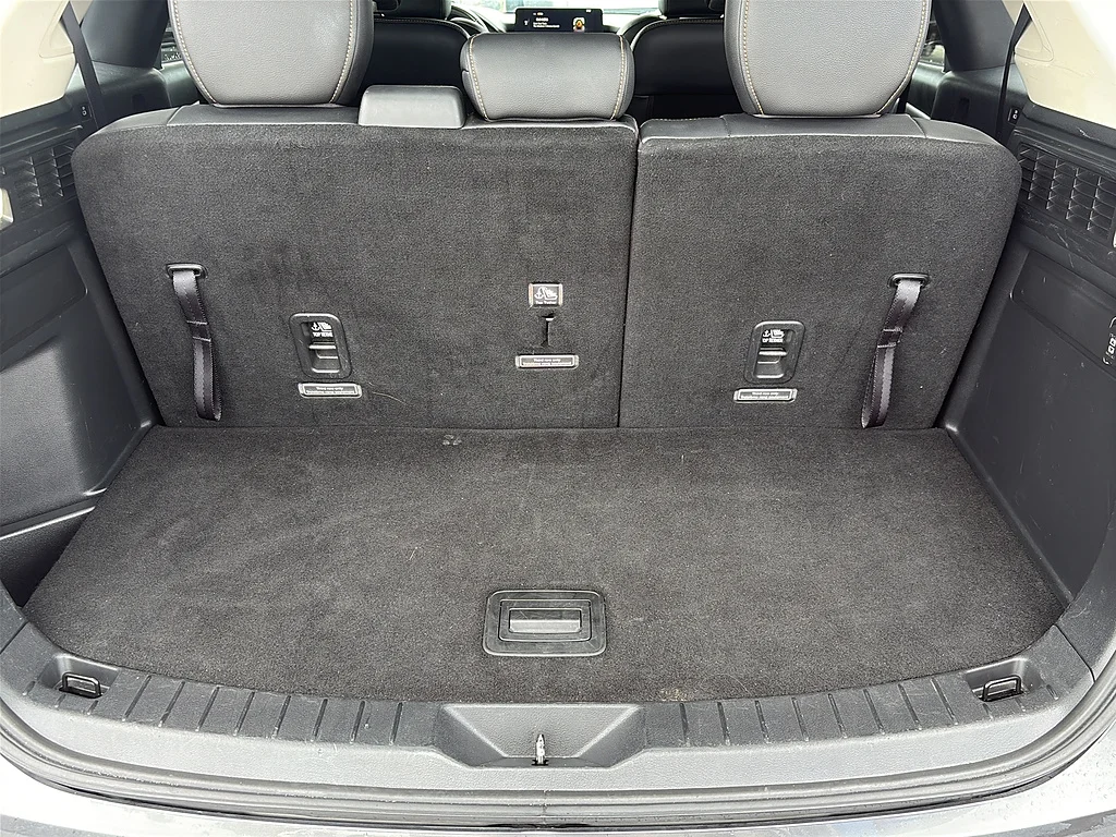 Used 2024 Machine Gray Metallic Mazda  image 20