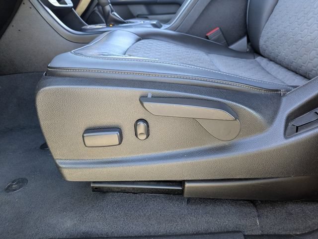 Used 2019 Black Chevrolet Z71 image 20