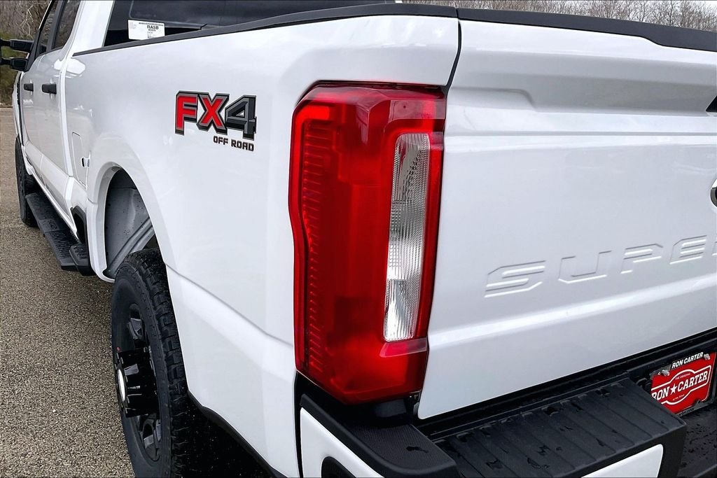 New 2026 Ford Super Duty F-250 XL 4D Crew Cab