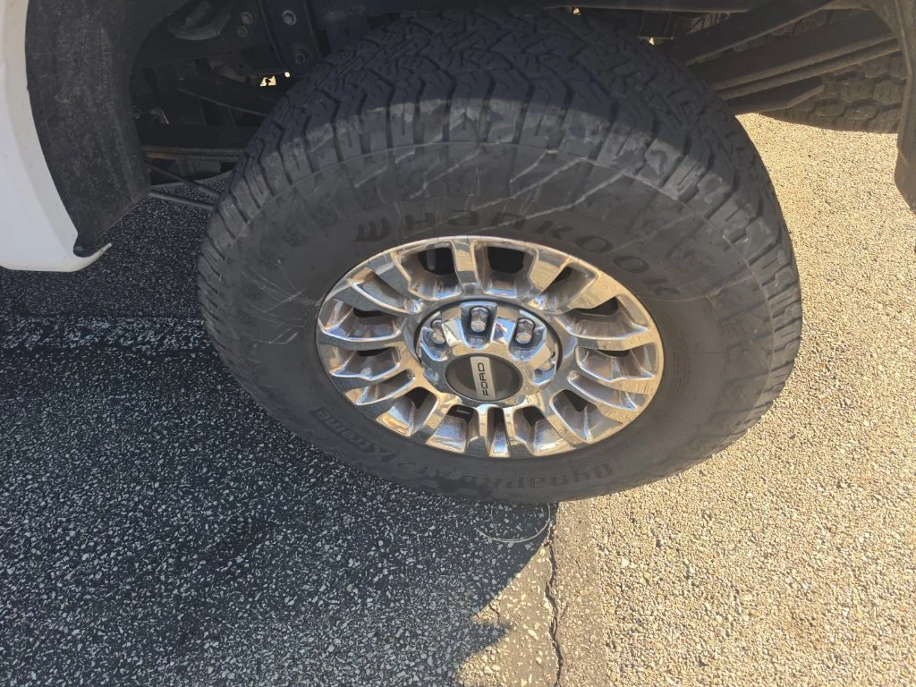 Used 2021 White Ford XLT image 16