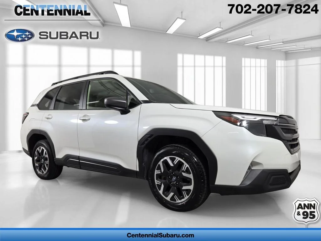 2025 Subaru Forester Premium's photo