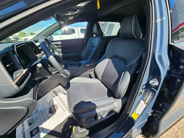 Used 2025 Cloud Toyota XLE image 17
