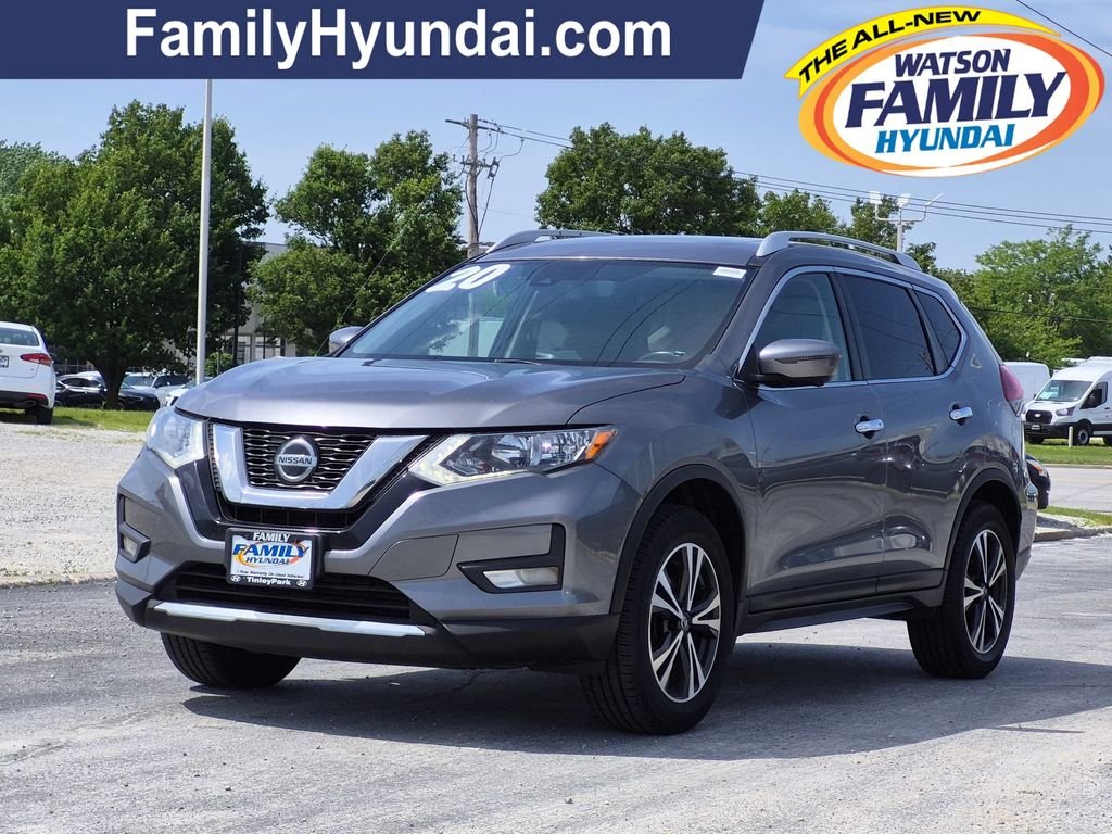 Used 2020 Gray Nissan SV image 7