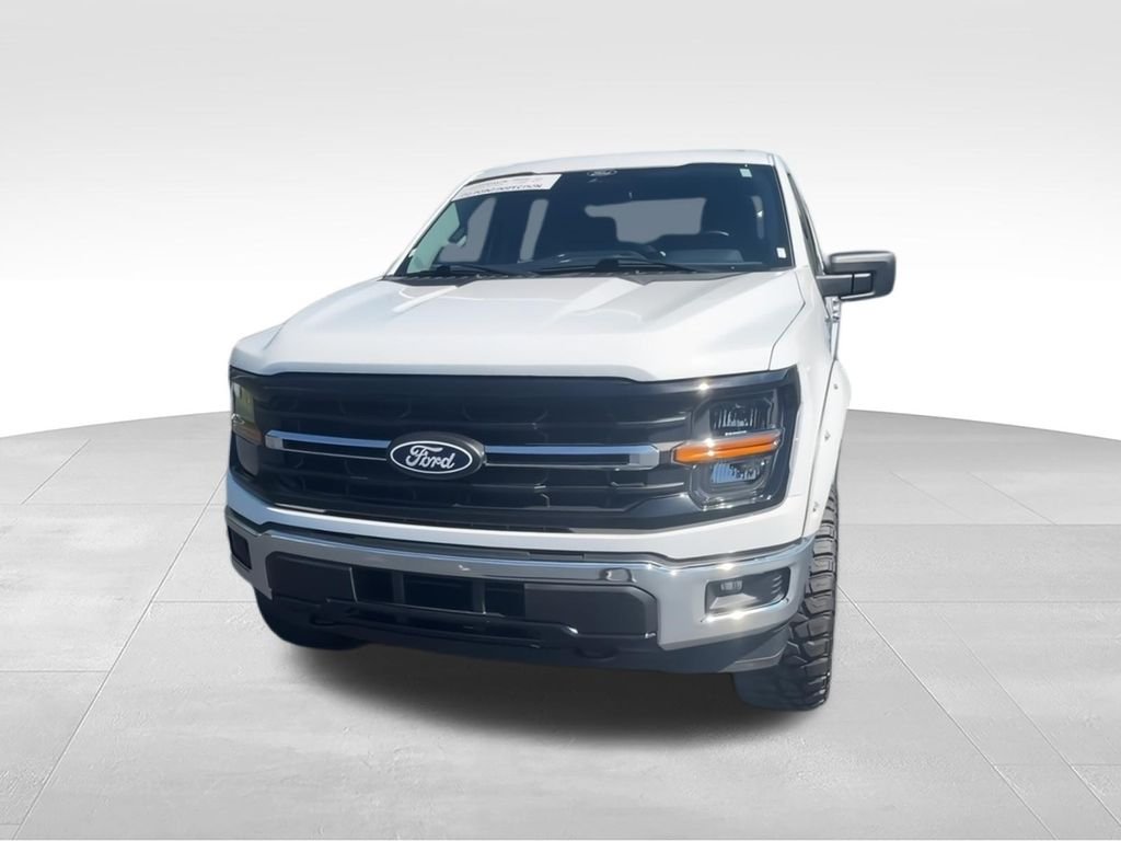 Used 2025 White Ford XLT image 4