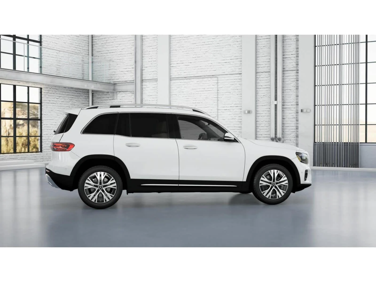 Used 2025 Polar White Mercedes-Benz GLB 250 image 16