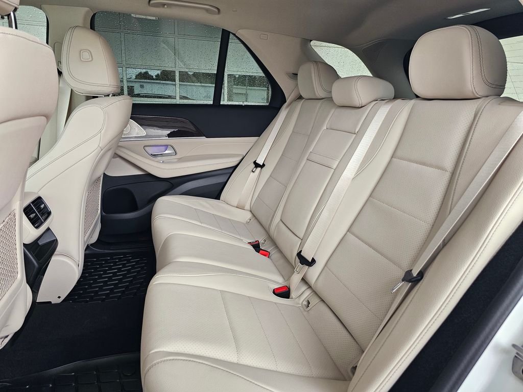 2026 Mercedes-Benz GLE GLE450 - Photo 19