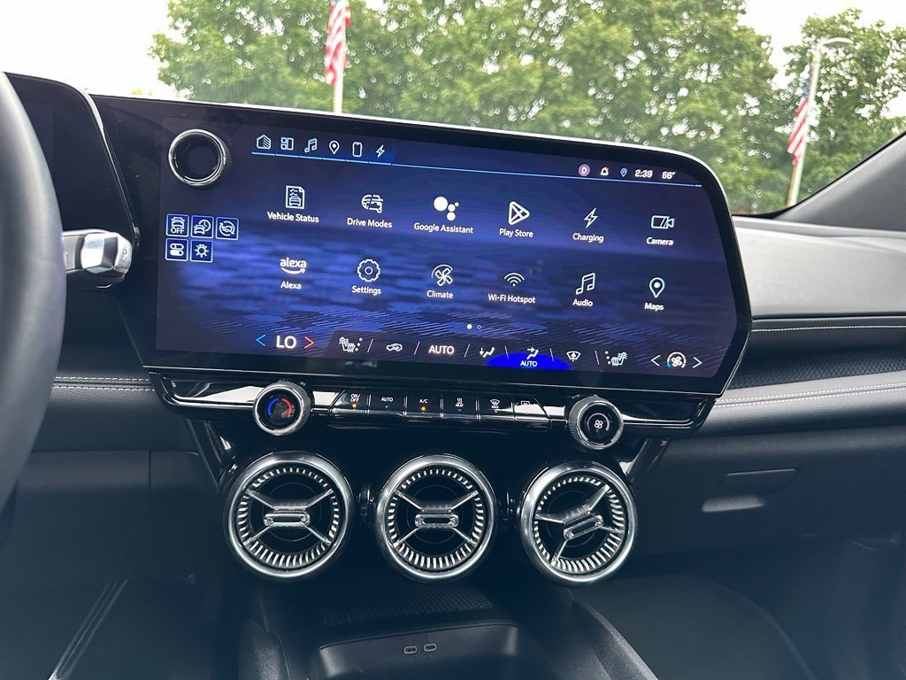 2024 Chevrolet Blazer EV LT - Photo 15