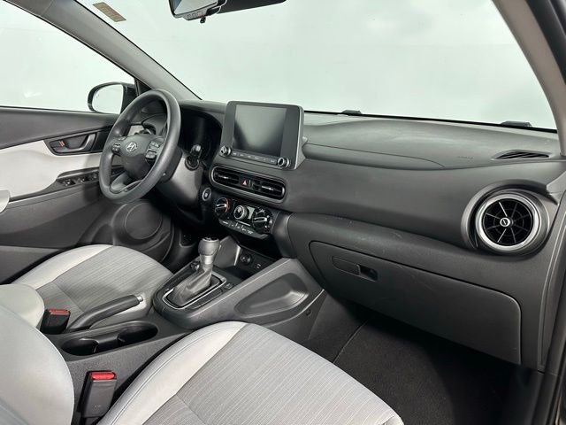 Used 2023 Black Hyundai SEL image 26