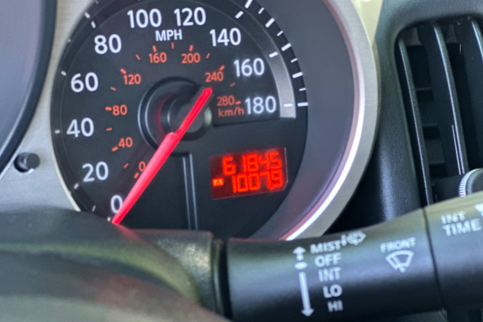 Used 2014 Red Nissan Touring image 25