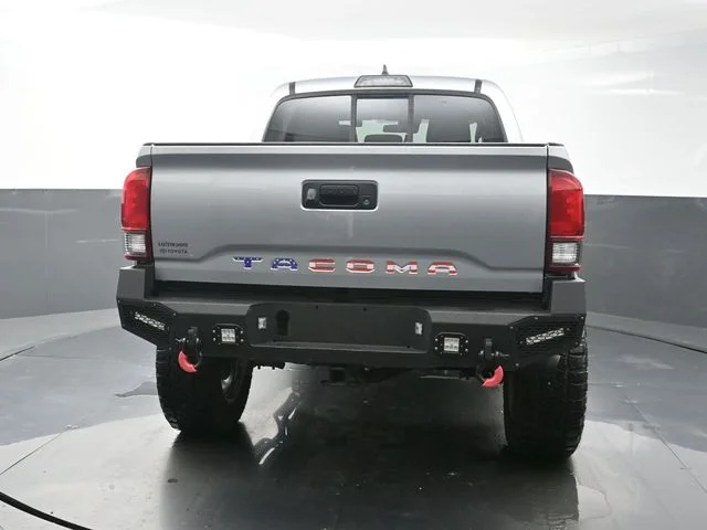 Used 2019 Silver Toyota SR image 6