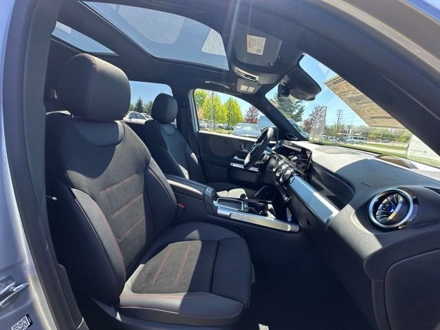 New 2026 Cirrus Silver Metallic Mercedes-Benz GLB 250 image 29