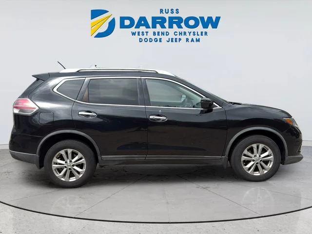 Used 2016 Black Nissan SV image 6