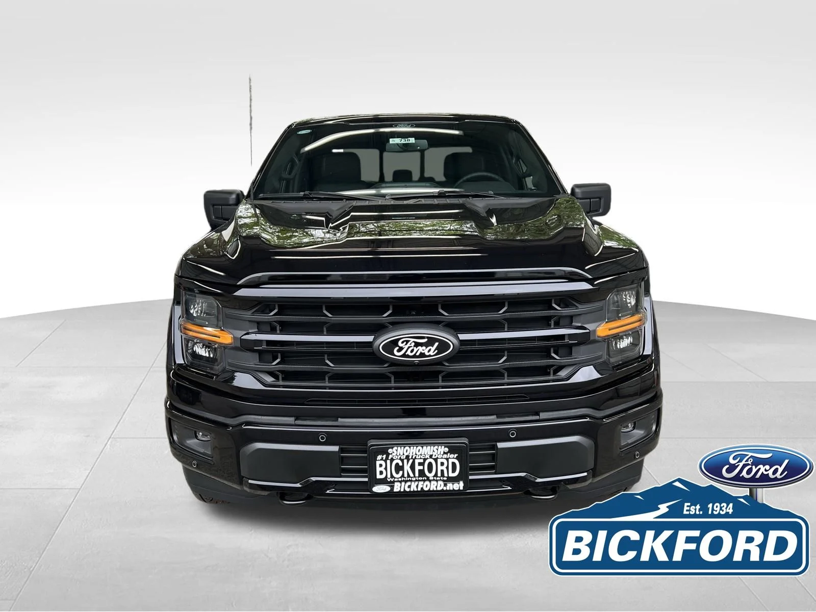 New 2026 Black Ford XLT image 2