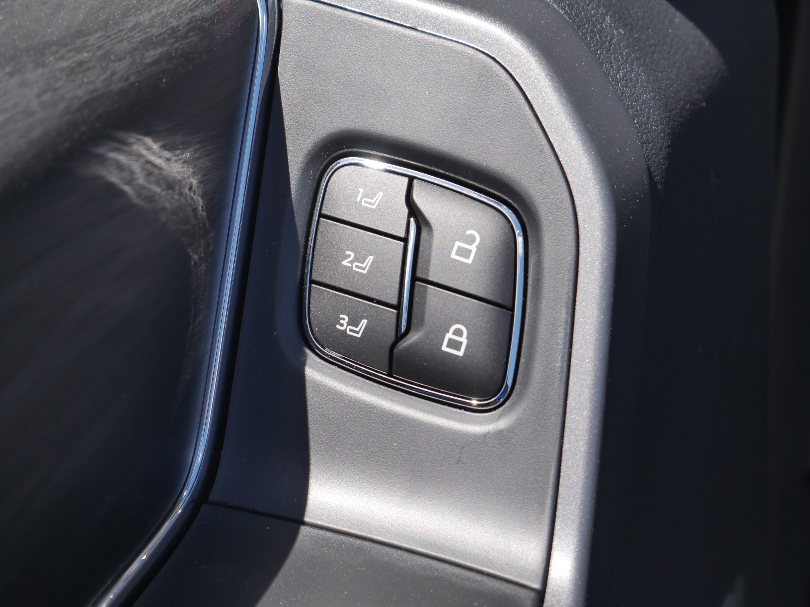 New 2026 Carbonized Gray Metallic Ford Lariat® image 43