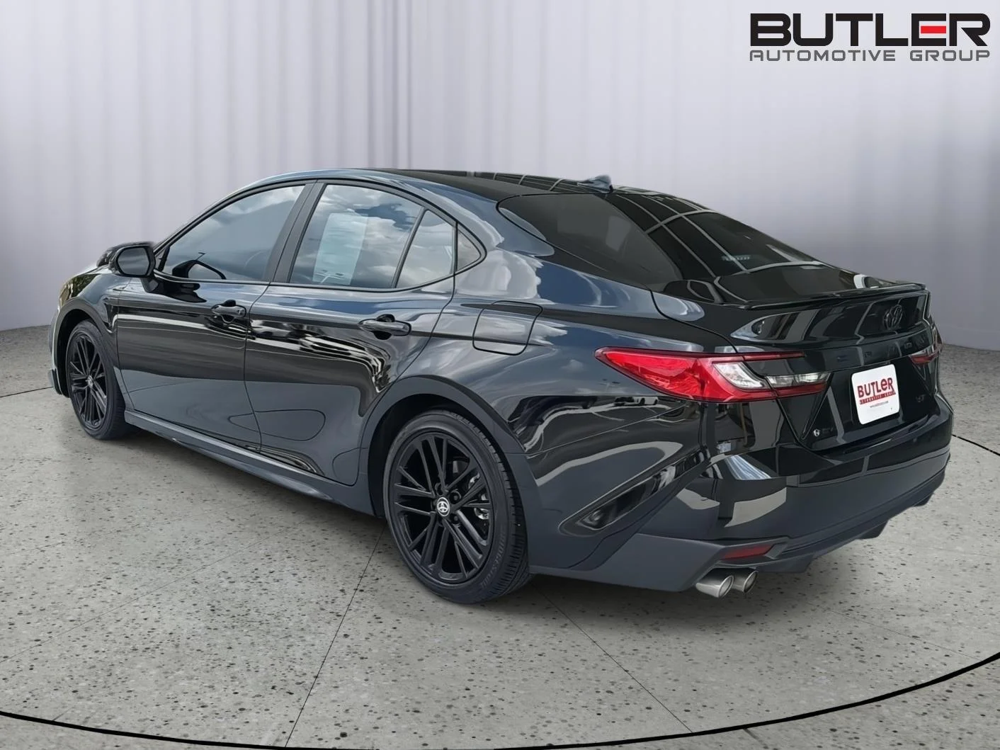 Used 2025 Midnight Black Metallic Toyota SE image 4