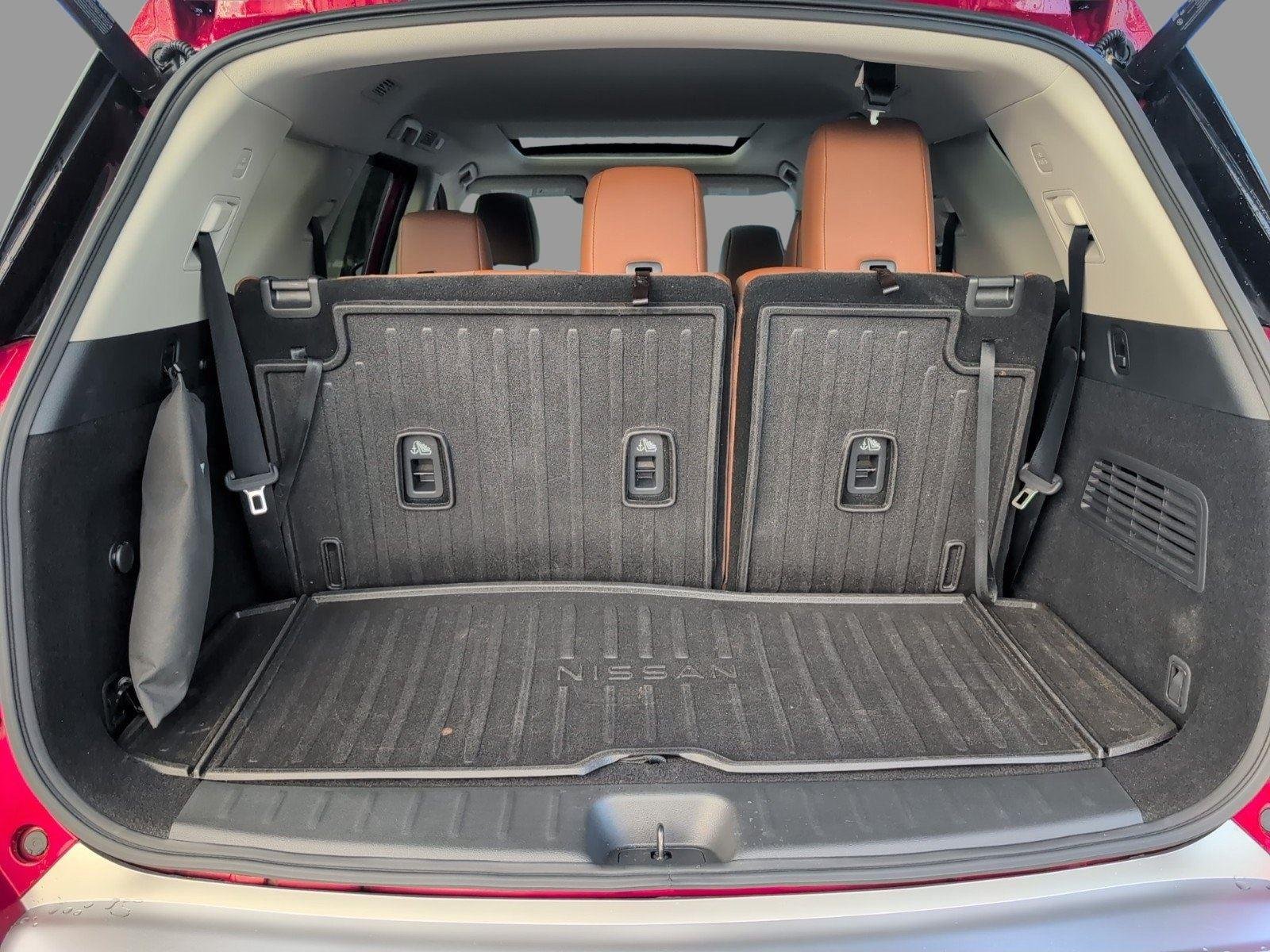 Used 2023 Scarlet Ember Tintcoat Nissan Platinum image 5