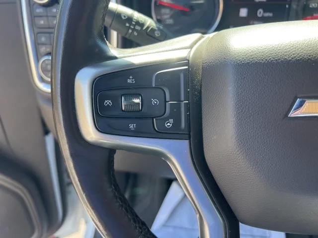 Used 2019 IRIDESCENT PEARL TRICOAT Chevrolet LTZ image 14