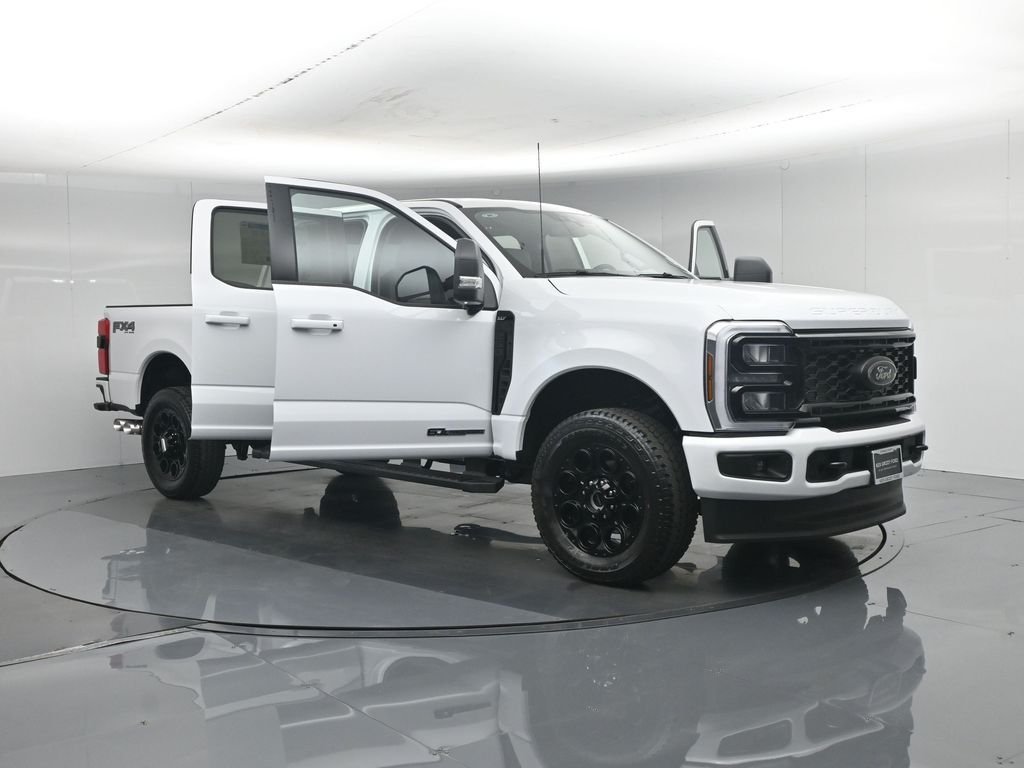 New 2026 Oxford White Ford XLT image 36