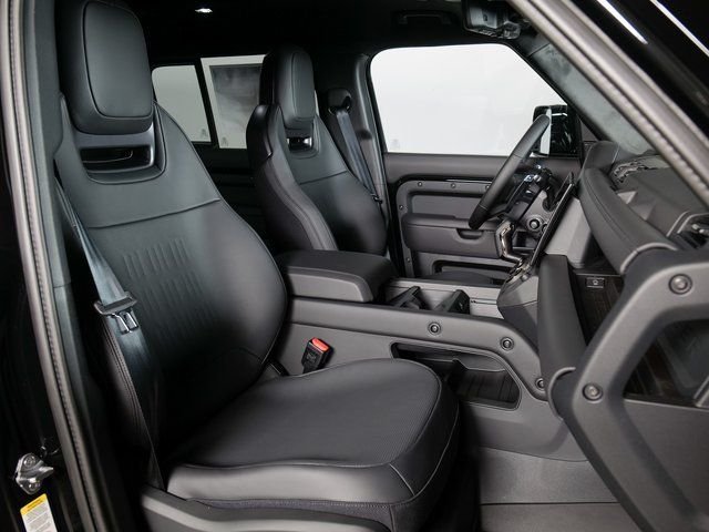 New 2026  Land Rover  image 3
