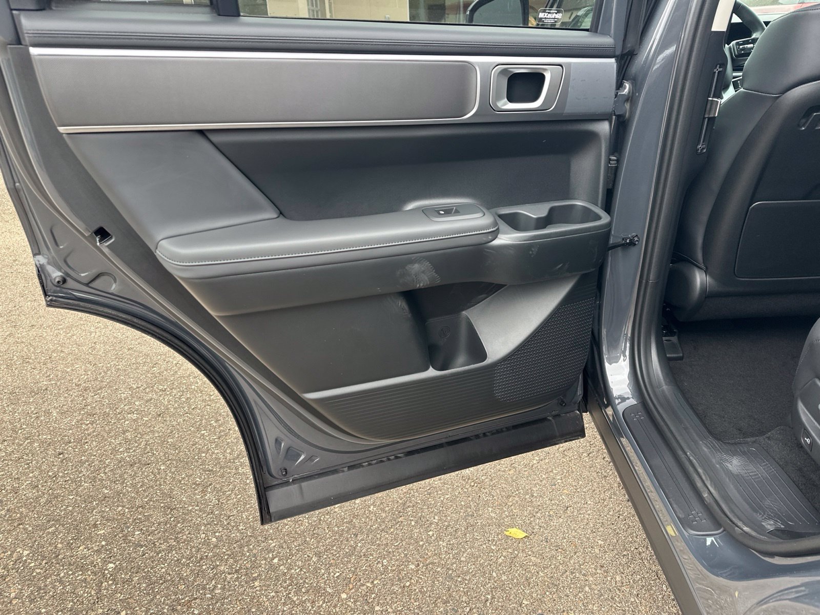 New 2027 Gray Hyundai SEL image 19