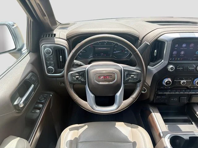 Used 2020 White GMC SLT image 23