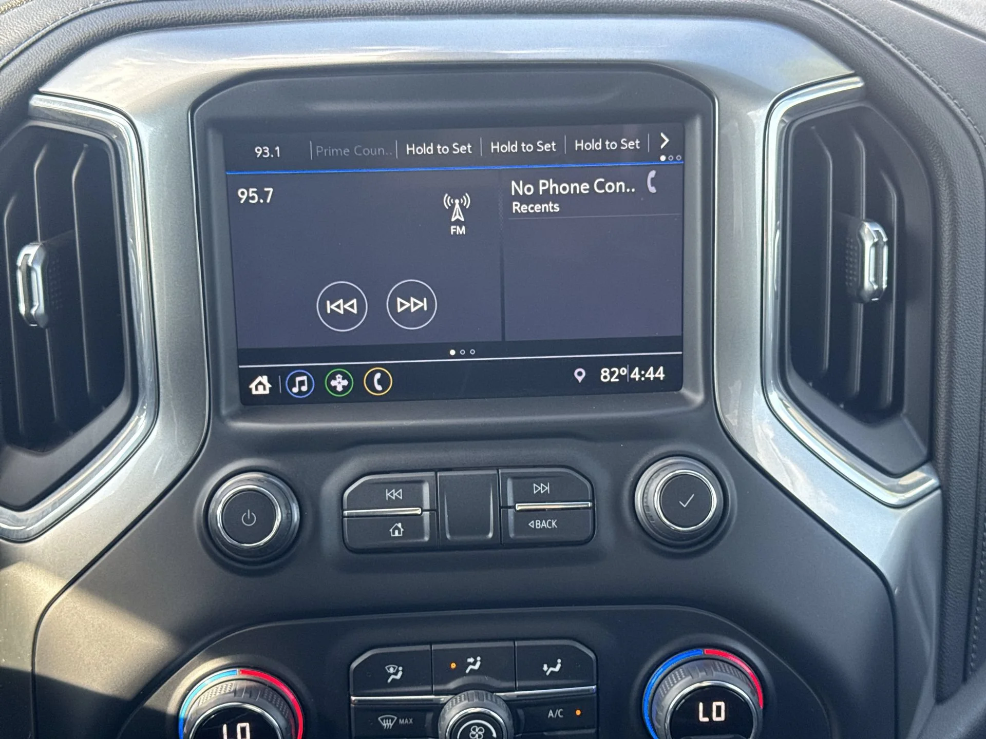 2021 Chevrolet Silverado 1500 RST - Photo 16