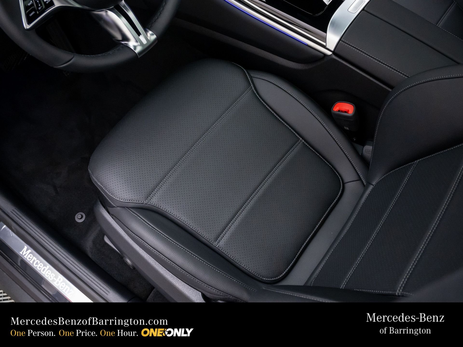 New 2026 Graphite Grey Metallic Mercedes-Benz GLC 300 image 17