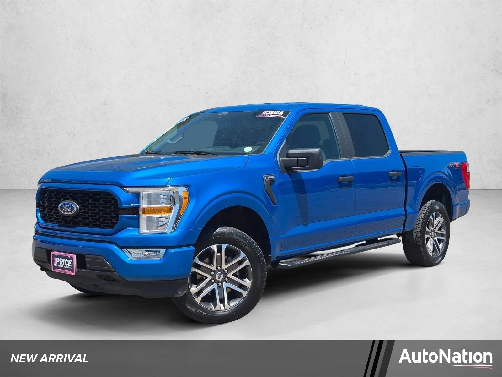 Used 2021 Velocity Blue Metallic Ford XL image 1