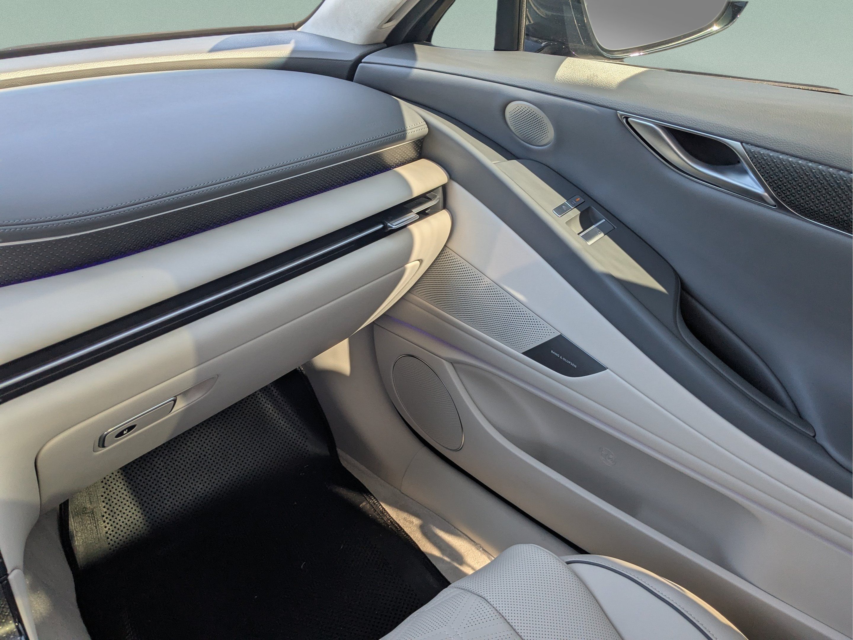 New 2026 Makalu Gray Genesis 3.5T Sport Prestige image 17